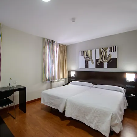 El Paso Honroso Hotel 3*